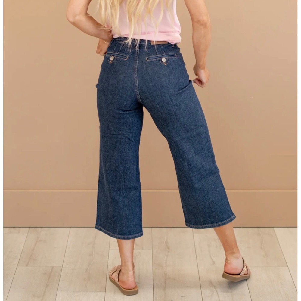 Judy Blue Dark Wash Wide Leg Cropped Jeans Button Tab Pockets Size 7/28